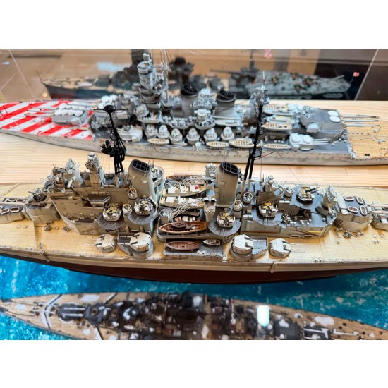 1/350 HMS Vanguard Battleships Assembly Kit 1/350 HMS Vanguard Battleships Assembly Kit