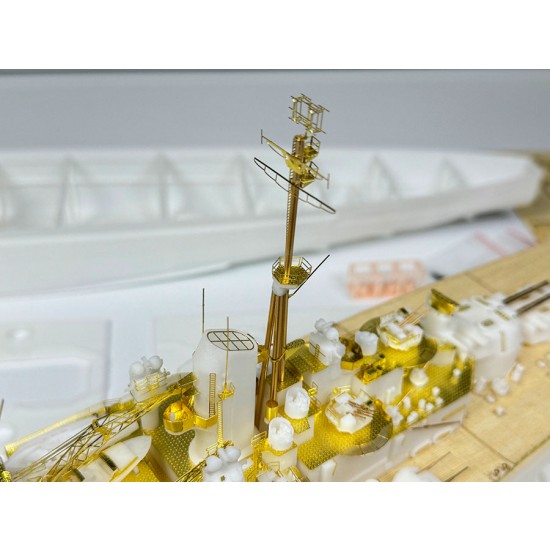 1/350 HMS Vanguard Battleships Assembly Kit 1/350 HMS Vanguard Battleships Assembly Kit