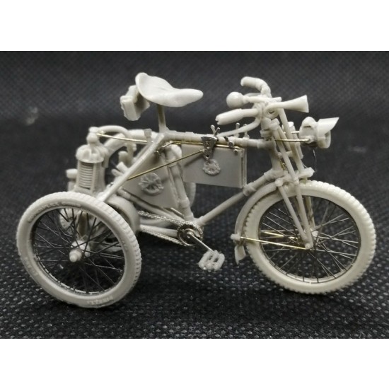 1/35 De Dion-Bouton Tricycle w/Figure 1/35 De Dion-Bouton Tricycle w/Figure
