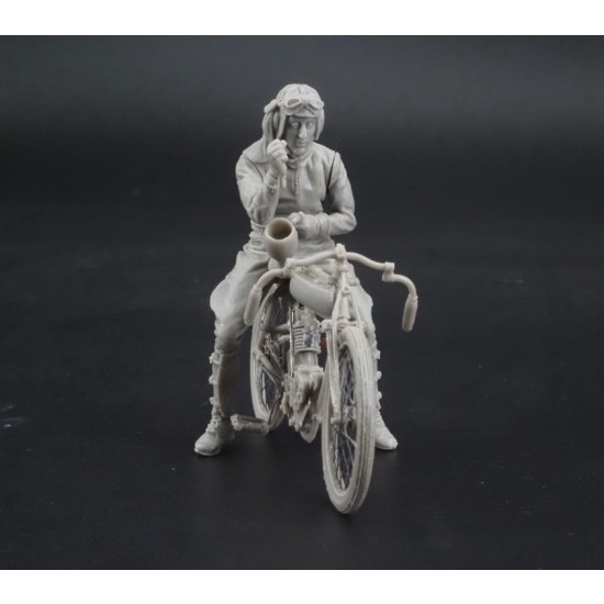 1/35 Indian Racer Single Cylinder with Pilot 1/35 Indian Racer Single Cylinder with Pilot