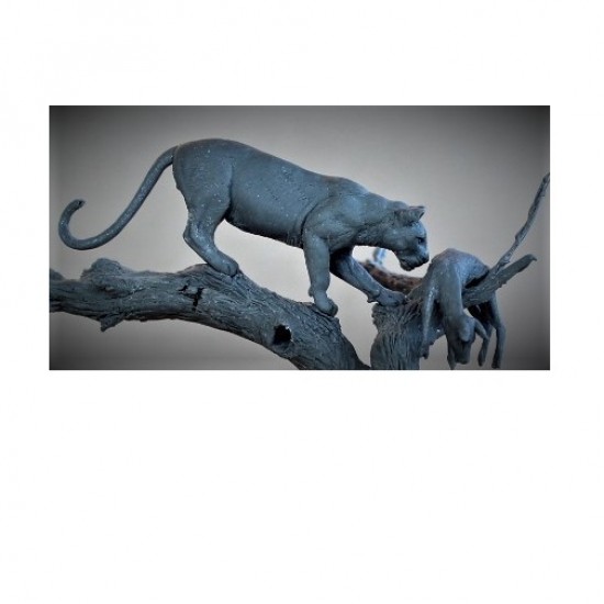 1/35 (54mm Scale) Leopard with Prey Set #2 1/35 (54mm Scale) Leopard with Prey Set #2