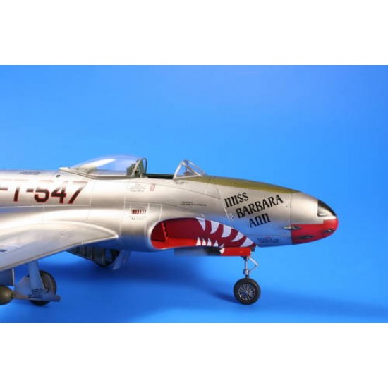 1/32 Lockheed F-80C Shooting Star Over Korea 1/32 Lockheed F-80C Shooting Star Over Korea