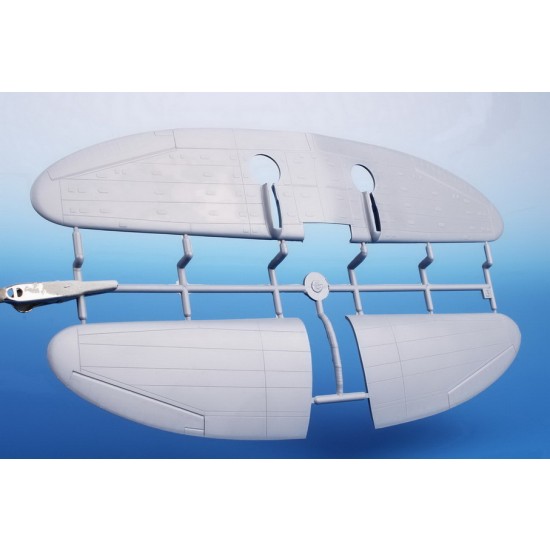 1/48 Reggiane Re.2000 III. Serie 1/48 Reggiane Re.2000 III. Serie
