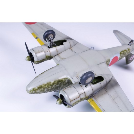 1/72 WWII Japanese Transport Plane Ki-54 Hei 1/72 WWII Japanese Transport Plane Ki-54 Hei