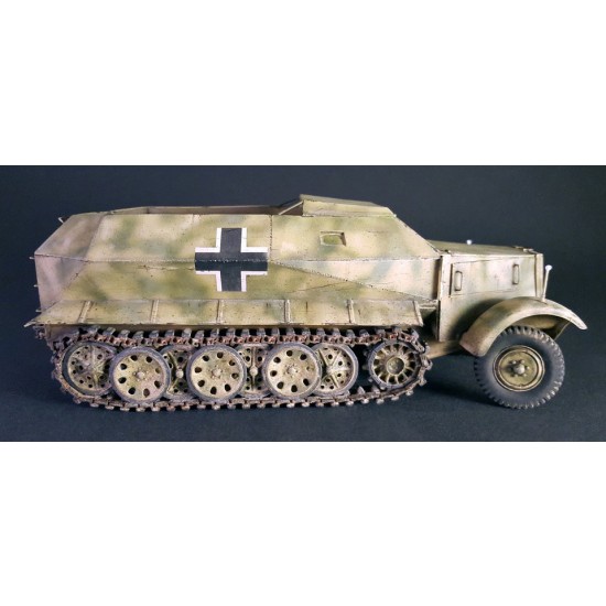 1/35 SdKfz.6 Armoured Field Conversion Set for Trumpeter kit #05530