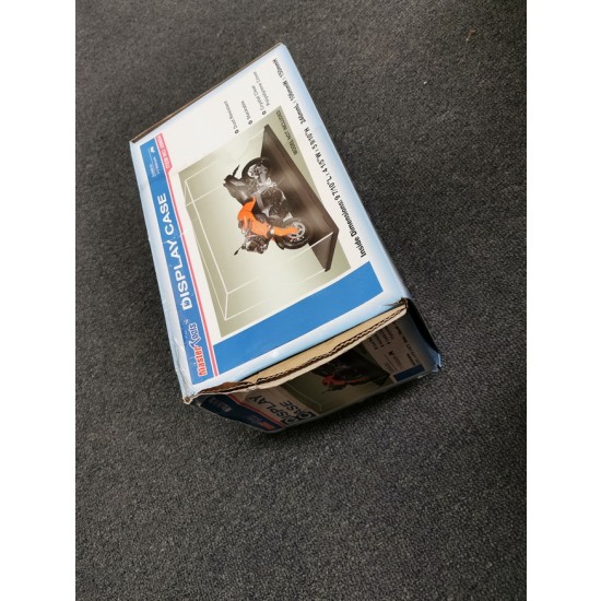 Plastic Display Case (L:246mm,W:106mm,H:150mm) (box damaged) Plastic Display Case (L:246mm,W:106mm,H:150mm) (box damaged)