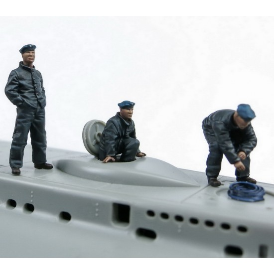 1/35 SM U9 U-Boat Deck Crew Set (3 figures) 1/35 SM U9 U-Boat Deck Crew Set (3 figures)