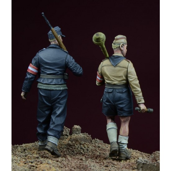 1/35 The Last Order Vol.3 Hitlerjugend Boys in Germany 1945 (2 Figures) 1/35 The Last Order Vol.3 Hitlerjugend Boys in Germany 1945 (2 Figures)
