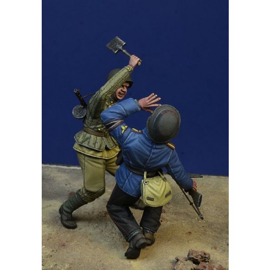 1/35 Hand Fight, Berlin 1945 (2 figures) 1/35 Hand Fight, Berlin 1945 (2 figures)