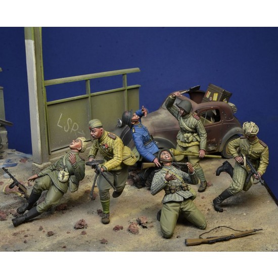 1/35 In The Arms Of Death Soviet Army Attack, Berlin 45 (6 figures) 1/35 In The Arms Of Death Soviet Army Attack, Berlin 45 (6 figures)