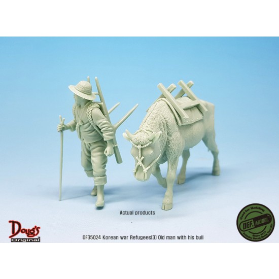 1/35 Korea War Refugees #3 1950-51 Old Man with His Bull 1/35 Korea War Refugees #3 1950-51 Old Man with His Bull