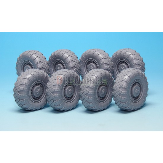 1/35 Scud B w/MAZ-543 Sagged Wheels Set 1 for Dragon kits (8 wheels) 1/35 Scud B w/MAZ-543 Sagged Wheels Set 1 for Dragon kits (8 wheels)