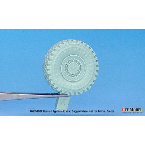 1/35 Russian Typhoon-K Mrap Sagged Wheel set for Takom/Zvezda kit (retooled ver) 1/35 Russian Typhoon-K Mrap Sagged Wheel set for Takom/Zvezda kit (retooled ver)