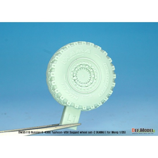 1/35 Russian K-4386 Typhoon-VDV Sagged Wheel set-2 for Meng Model 1/35 Russian K-4386 Typhoon-VDV Sagged Wheel set-2 for Meng Model