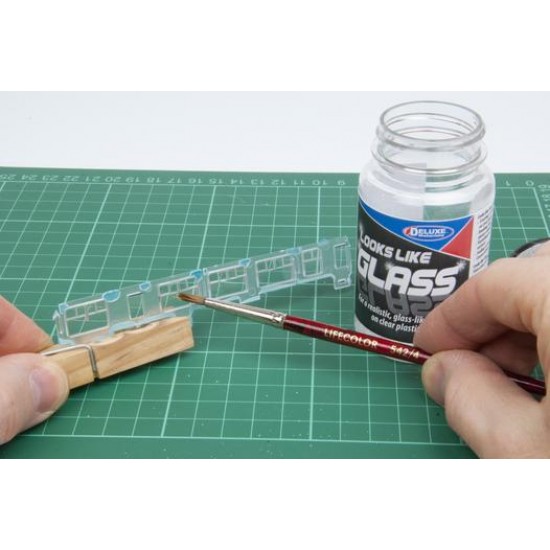 Looks Like Glass for Windows, Canopies & other Clear Plastics (100ml) Looks Like Glass for Windows, Canopies & other Clear Plastics (100ml)