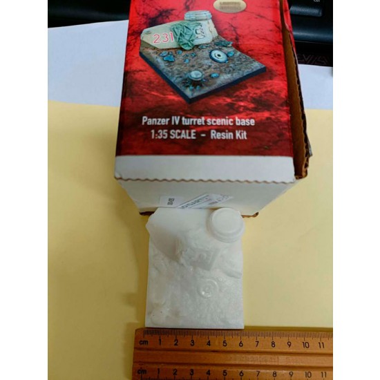 1/35 Panzer IV Turret Scenic Base (1 resin casting) 1/35 Panzer IV Turret Scenic Base (1 resin casting)