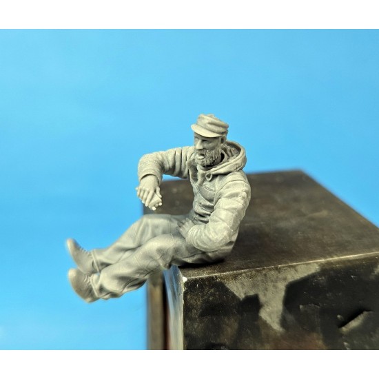 1/35 FJ43 Driver for AK interactive Kit 1/35 FJ43 Driver for AK interactive Kit