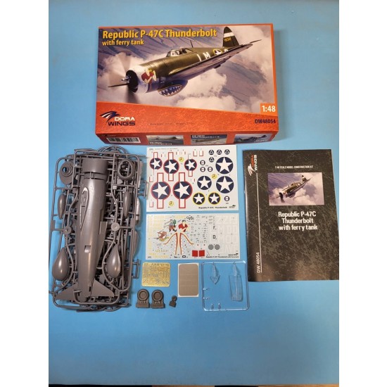 1/48 Republic P-47C Thunderbolt with Ferry Tank 1/48 Republic P-47C Thunderbolt with Ferry Tank
