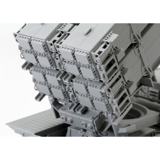 1/35 MIM-104F Patriot Surface-To-Air Missile (SAM) System PAC-3 M901 Launching Station 1/35 MIM-104F Patriot Surface-To-Air Missile (SAM) System PAC-3 M901 Launching Station