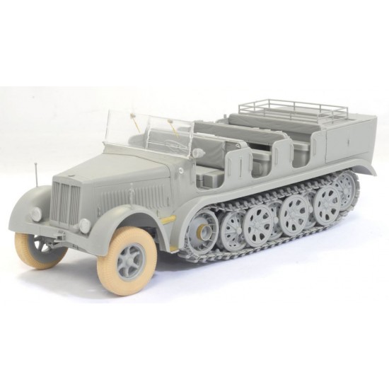1/35 SdKfz.7 8t Half-track Initial Production (Smart kit) 1/35 SdKfz.7 8t Half-track Initial Production (Smart kit)