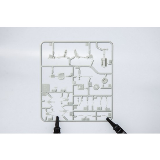 1/48 European Panavia Tornado ECR Twin Engine Combat Aircraft [Limited Edition]