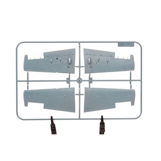 1/48 Midway Dual Combo: US Carrier Based Fighter F4F-3 & F4F-4 Wildcat [Limited Edition]