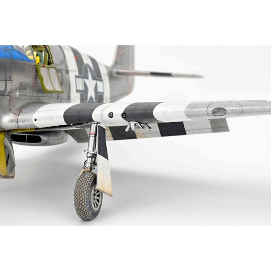 1/48 Overlord: D-Day Mustangs - US/British P-51B, June 1944 (Dual Combo) 1/48 Overlord: D-Day Mustangs - US/British P-51B, June 1944 (Dual Combo)