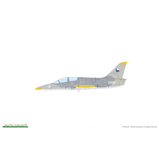 1/72 Albatros Dual Combo: Czechoslovak Subsonic Jet Trainer L-39 Albatros 1/72 Albatros Dual Combo: Czechoslovak Subsonic Jet Trainer L-39 Albatros