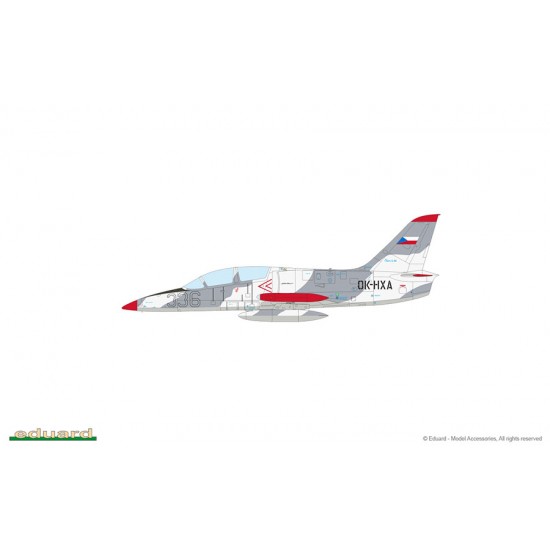 1/72 Albatros Dual Combo: Czechoslovak Subsonic Jet Trainer L-39 Albatros 1/72 Albatros Dual Combo: Czechoslovak Subsonic Jet Trainer L-39 Albatros
