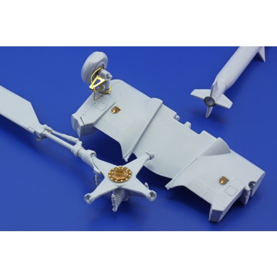 1/48 Westland Lynx Mk.88 Exterior Detail-up Set for Airfix kit 1/48 Westland Lynx Mk.88 Exterior Detail-up Set for Airfix kit