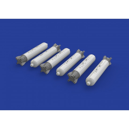 1/48 CBU-87 Bombs Set (6 Bombs) 1/48 CBU-87 Bombs Set (6 Bombs)