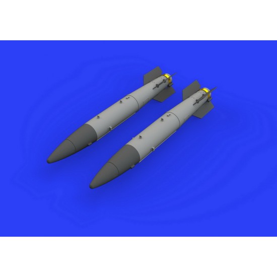 1/72 B43-1 Nuclear Weapon w/ SC43-4/-7 Tail Assembly Brassin Set 1/72 B43-1 Nuclear Weapon w/ SC43-4/-7 Tail Assembly Brassin Set