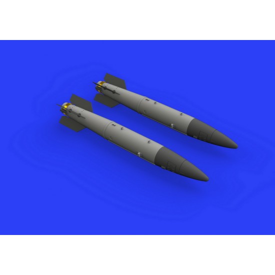 1/72 B43-1 Nuclear Weapon w/ SC43-4/-7 Tail Assembly Brassin Set 1/72 B43-1 Nuclear Weapon w/ SC43-4/-7 Tail Assembly Brassin Set