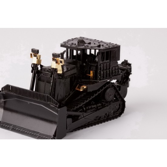 1/72 Oshkosh M1070 & M1000 Heavy Tractor w/D9R Detail Set (PE Sheets) for Takom Models 1/72 Oshkosh M1070 & M1000 Heavy Tractor w/D9R Detail Set (PE Sheets) for Takom Models