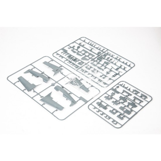 1/48 Czechoslovak Zlin Z-526AFS Akrobat [ProfiPACK]
