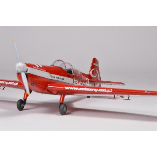 1/48 Czechoslovak Zlin Z-526AFS Akrobat [ProfiPACK]