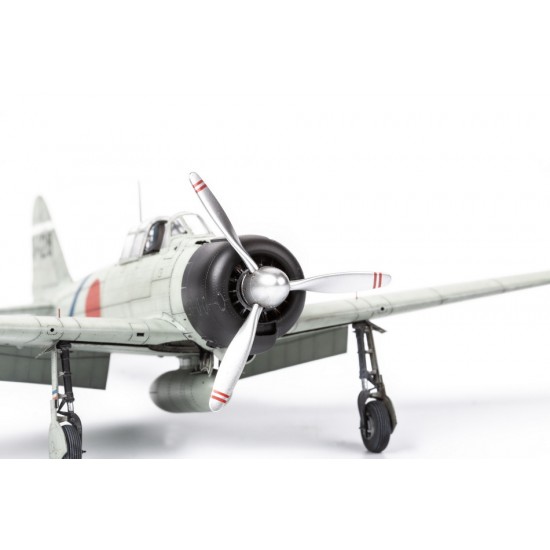 1/48 WWII Japanese Mitsubishi A6M2 Zero Type 21 [ProfiPACK]