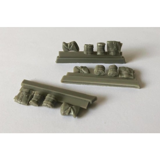 1/35 German Canvases (4 Types, 12pcs) 1/35 German Canvases (4 Types, 12pcs)
