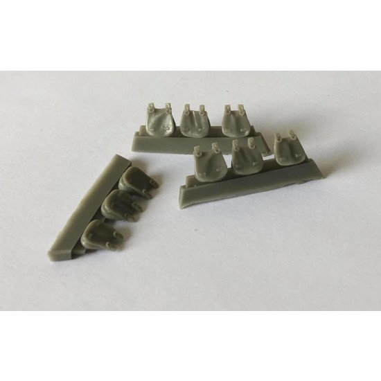 1/35 German Shoulder Bags (3 Types, 9pcs) 1/35 German Shoulder Bags (3 Types, 9pcs)