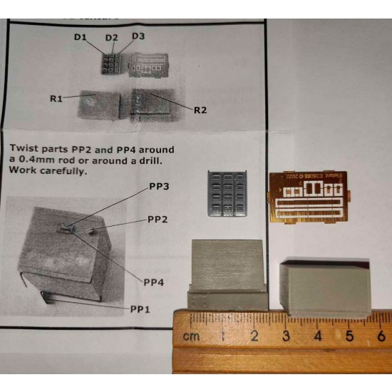 1/35 PzKpfw III L-N Type 2 Wooden Box w/Wooden Texture & PE Bracket 1/35 PzKpfw III L-N Type 2 Wooden Box w/Wooden Texture & PE Bracket