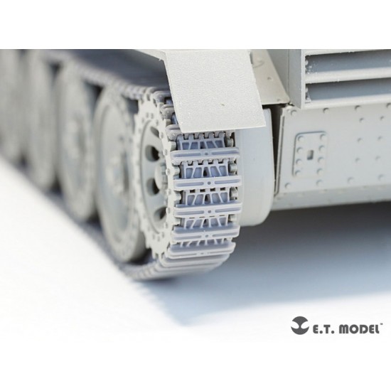 1/35 WWII British A15 Crusader Cruiser Tank Workable Track for Border Model Kit 1/35 WWII British A15 Crusader Cruiser Tank Workable Track for Border Model Kit