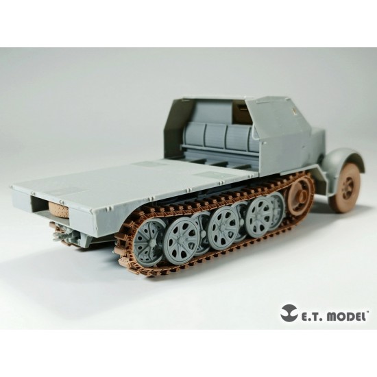 1/35 WWII German SdKfz.7 (8t) Sprockets & Track links (3D Printed) for Dragon Kit 1/35 WWII German SdKfz.7 (8t) Sprockets & Track links (3D Printed) for Dragon Kit
