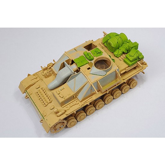 1/35 SdKfz.167 Sturmgeschutz IV Stowage Set for Rye Field Model #5060 1/35 SdKfz.167 Sturmgeschutz IV Stowage Set for Rye Field Model #5060