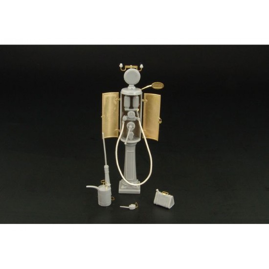 1/48 Fuel Station Benzin Pumpe 1/48 Fuel Station Benzin Pumpe