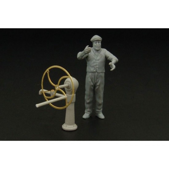 1/48 Industrial Style Water Pump 1/48 Industrial Style Water Pump