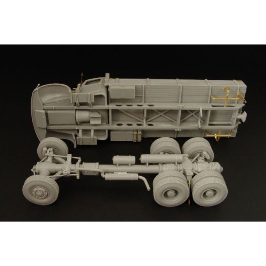 1/48 WWII German Tatra 6500-111 Truck 1/48 WWII German Tatra 6500-111 Truck