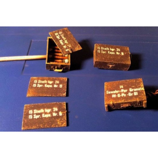 1/35 German Ammo Boxes Airbrush Templates 1/35 German Ammo Boxes Airbrush Templates