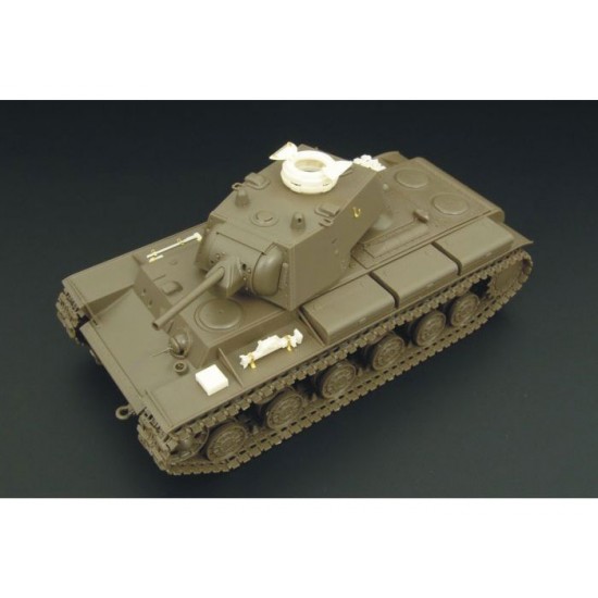 1/48 Pz Kpfw Kv-I 753 R Conversion Set 1/48 Pz Kpfw Kv-I 753 R Conversion Set