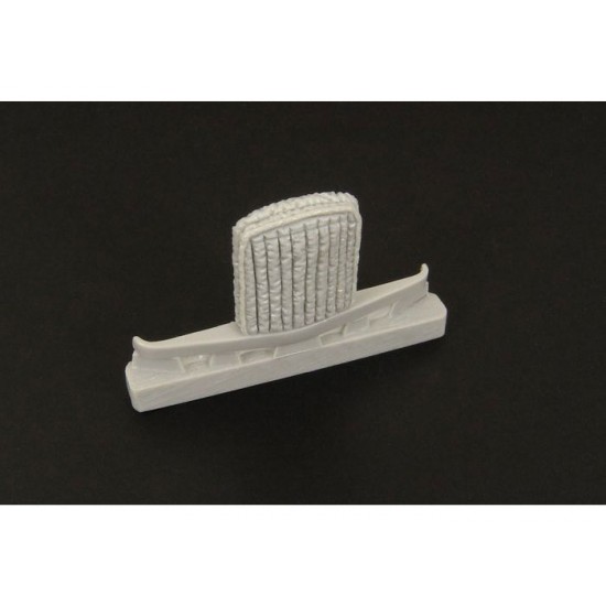 1/48 Opel Blitz Winter Radiator Cover for Italeri/Tamiya kits 1/48 Opel Blitz Winter Radiator Cover for Italeri/Tamiya kits