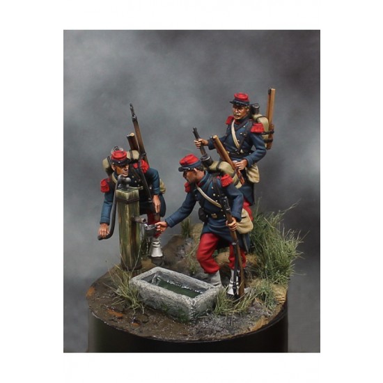 54mm Scale French Line Infantry 1870 (3 metal figures) 54mm Scale French Line Infantry 1870 (3 metal figures)